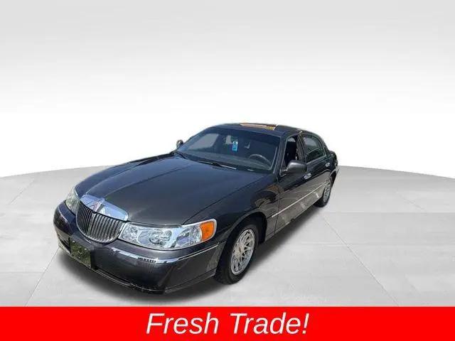 1998 Lincoln Town Car Signature for sale in Alcoa, TN