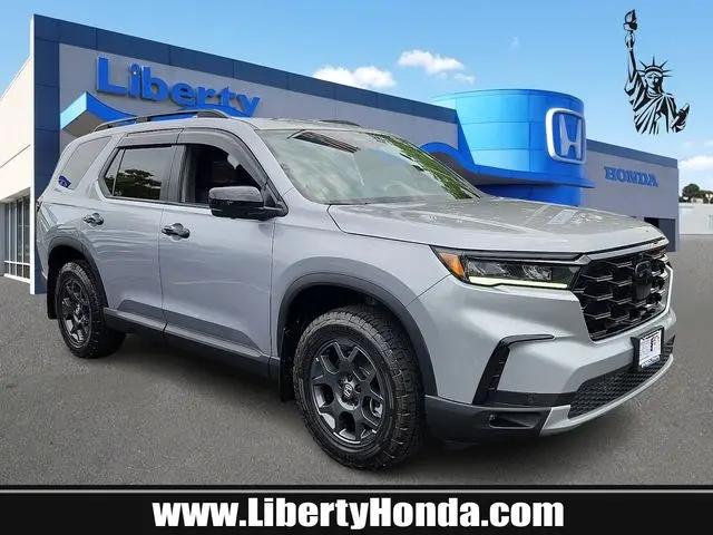 2025 Honda Pilot TrailSport for sale in Hartford, CT