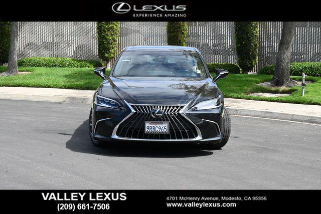 2025 Lexus ES 300h 300h