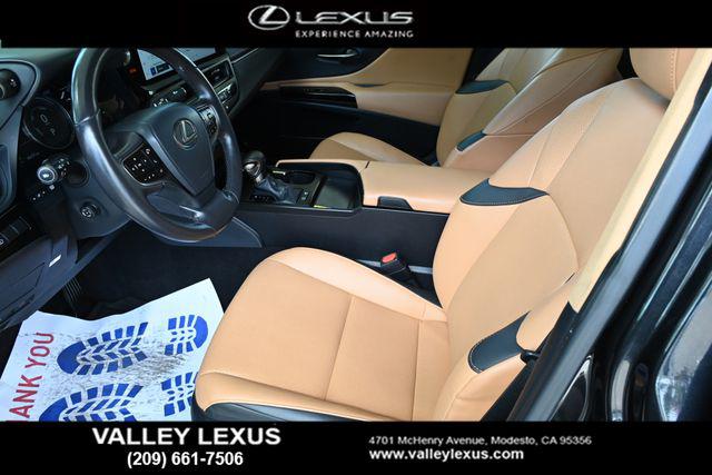 2025 Lexus ES 300h 300h