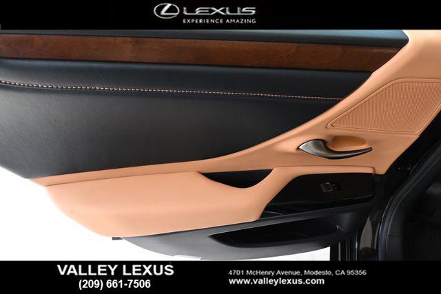 2025 Lexus ES 300h 300h