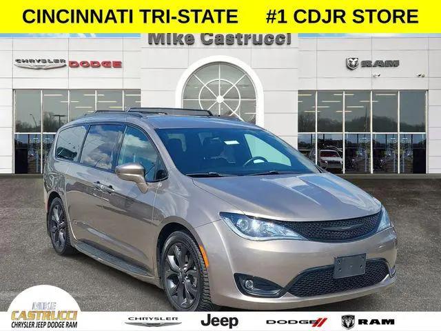 2018 Chrysler Pacifica Touring L for sale in Cincinnati, OH