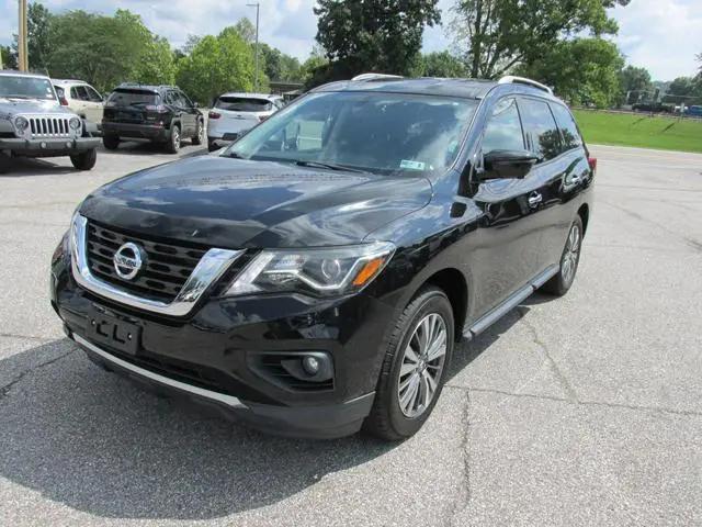2019 Nissan Pathfinder SL for sale in Hurricane, WV