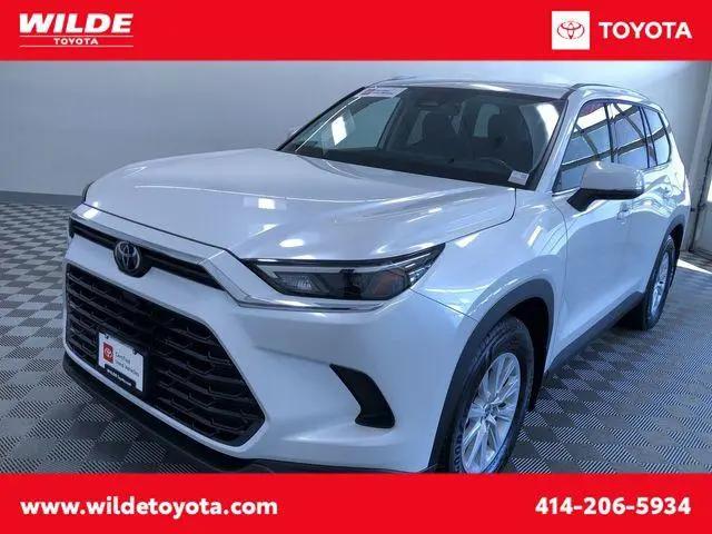 2024 Toyota Grand Highlander XLE for sale in West Allis, WI