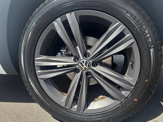 2021 Volkswagen Atlas 3.6L V6 SE w/Technology R-Line