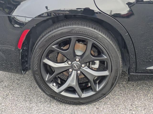 2023 Chrysler 300 Touring