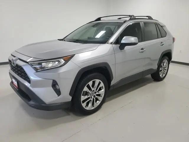 2019 Toyota RAV4 XLE Premium