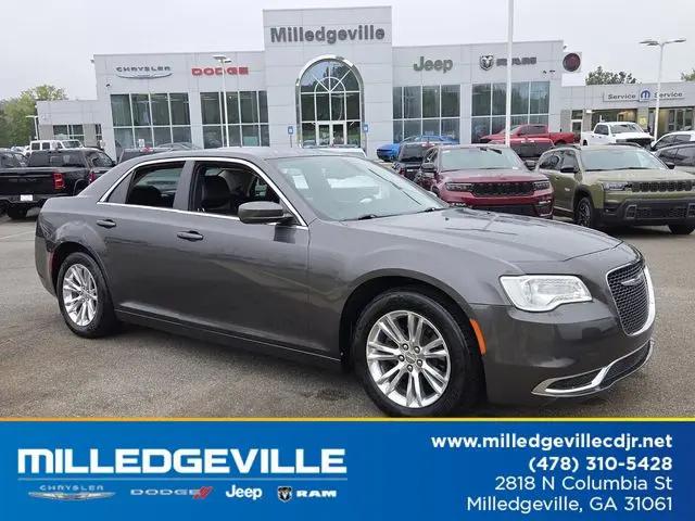 2019 Chrysler 300 Touring L for sale in Milledgeville, GA