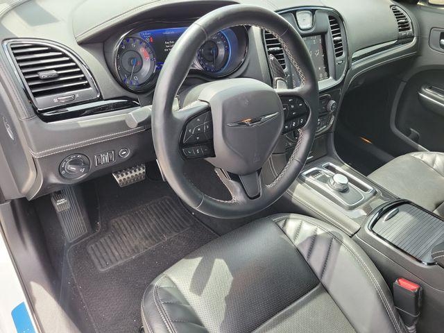 2023 Chrysler 300 300C