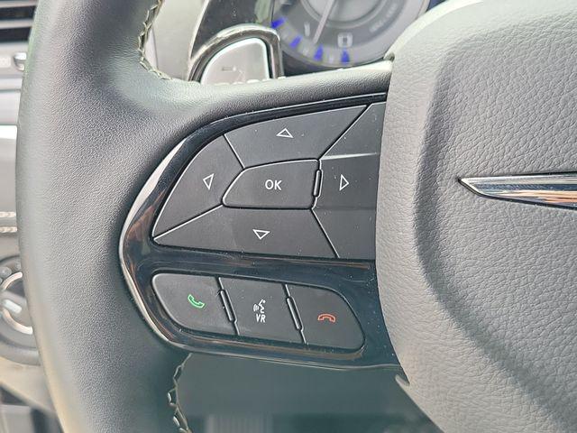 2023 Chrysler 300 300C