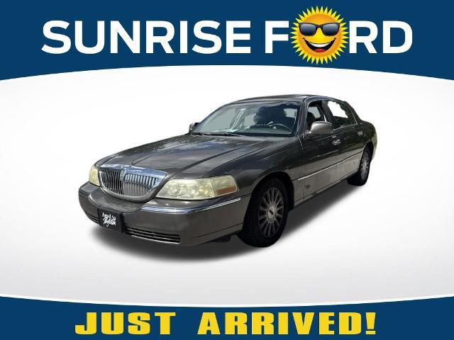2004 Lincoln Town Car Signature for sale in Fort Pierce, FL