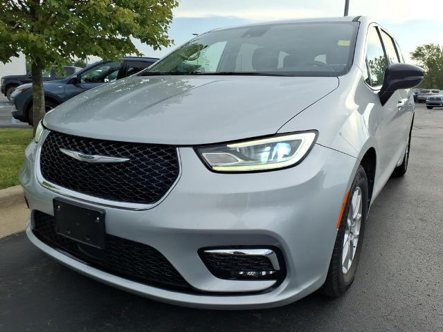 2024 Chrysler Pacifica Touring L for sale in Dundee, MI