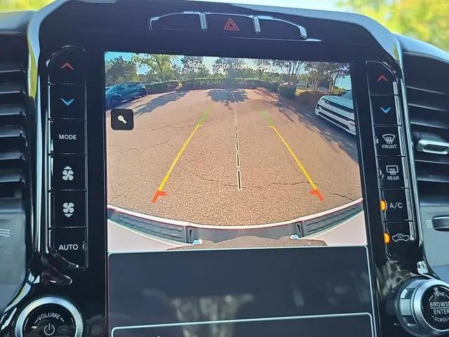 2023 Ram 1500 Big Horn Crew Cab 4x4 57 Box