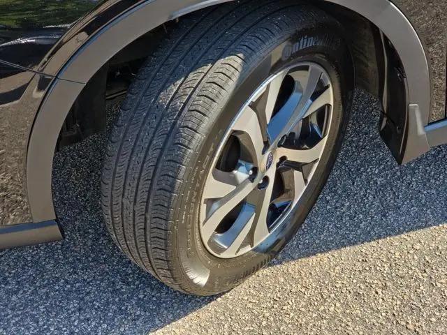 2021 Subaru Outback Touring XT