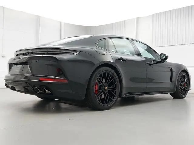 2026 Porsche Panamera GTS