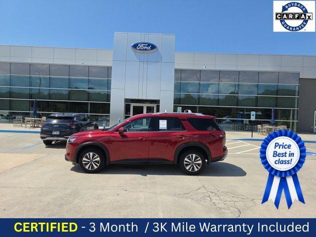 2023 Nissan Pathfinder SL 4WD