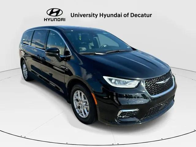2025 Chrysler Pacifica Select for sale in Decatur, AL