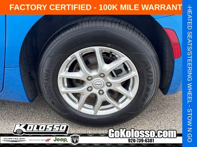2026 Chrysler Pacifica Select