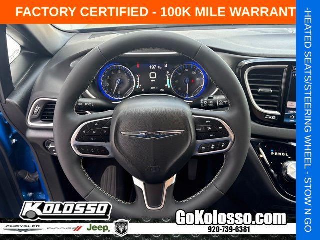 2026 Chrysler Pacifica Select
