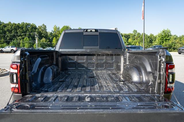 2024 Ram 3500 Laramie Mega Cab 4x4 64 Box
