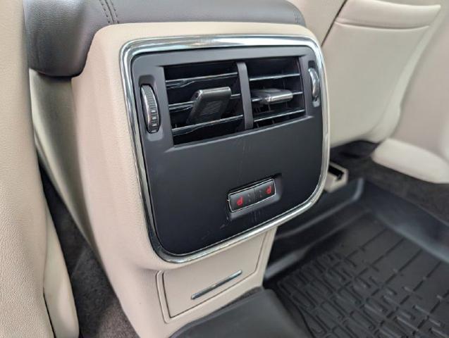 2017 Lincoln Continental Select