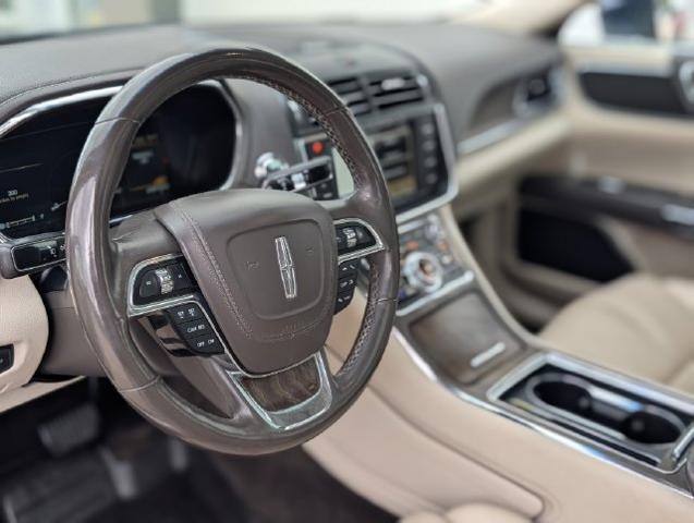 2017 Lincoln Continental Select