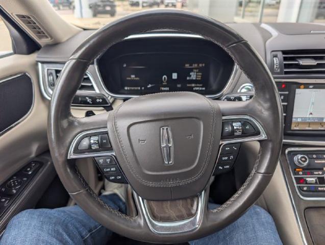 2017 Lincoln Continental Select