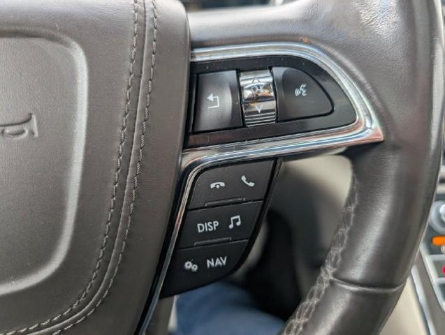 2017 Lincoln Continental Select