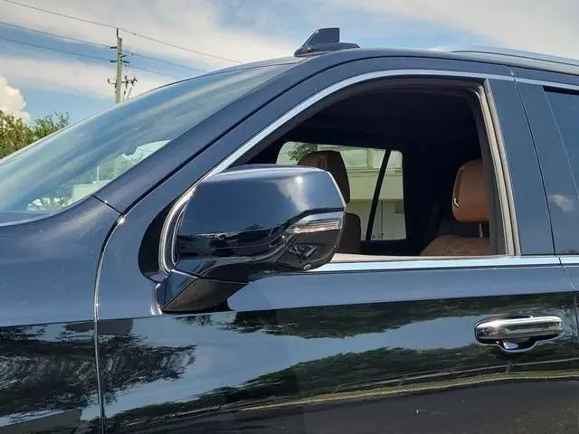 2021 Cadillac Escalade 4WD Premium Luxury