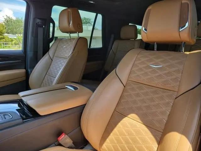 2021 Cadillac Escalade 4WD Premium Luxury