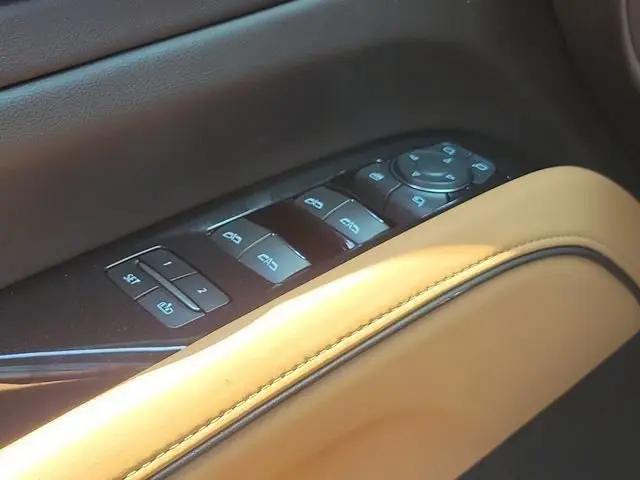 2021 Cadillac Escalade 4WD Premium Luxury