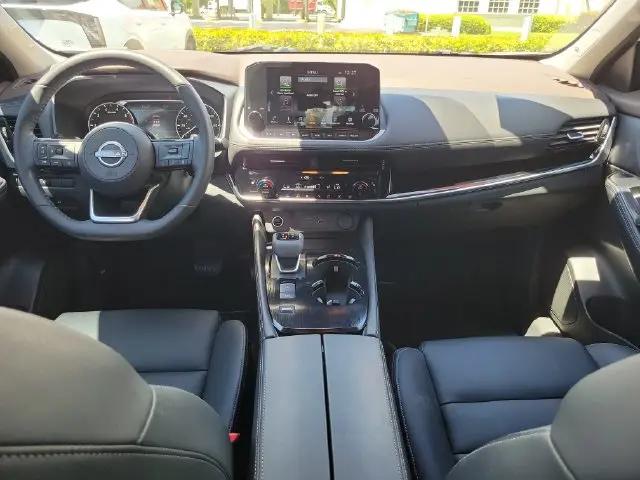 2023 Nissan Rogue SL FWD