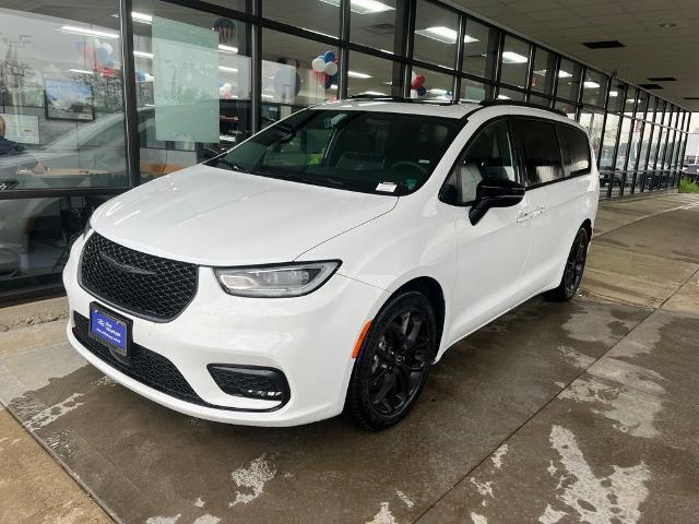 2025 Chrysler Pacifica Limited for sale in WILLOWBROOK, IL