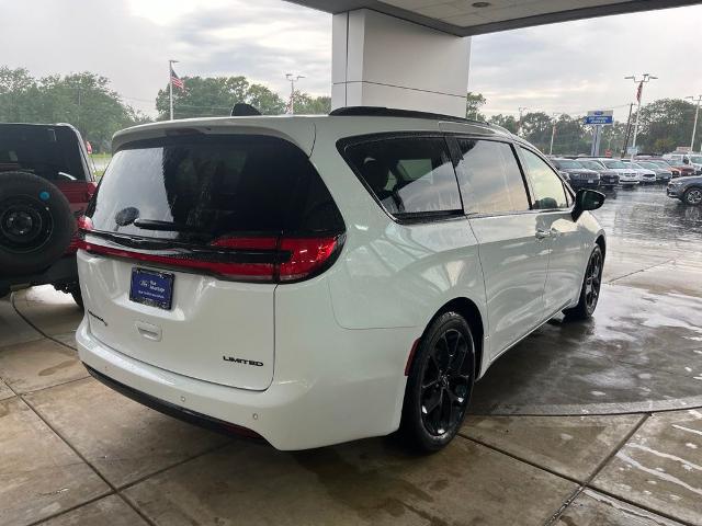 2025 Chrysler Pacifica Limited
