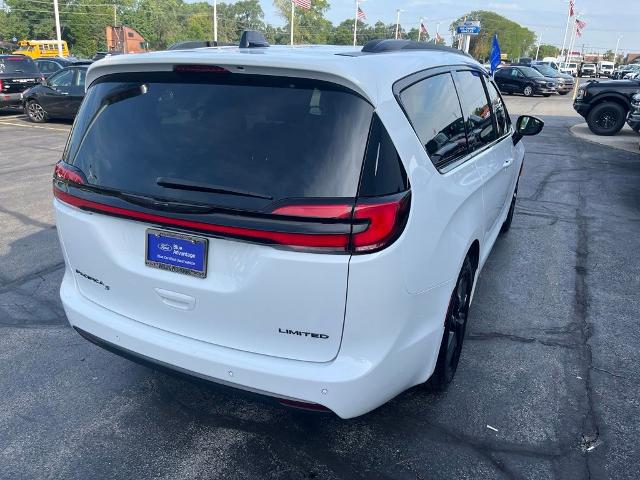 2025 Chrysler Pacifica Limited