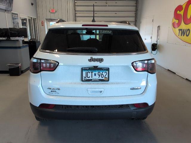 2022 Jeep Compass Latitude Lux 4x4