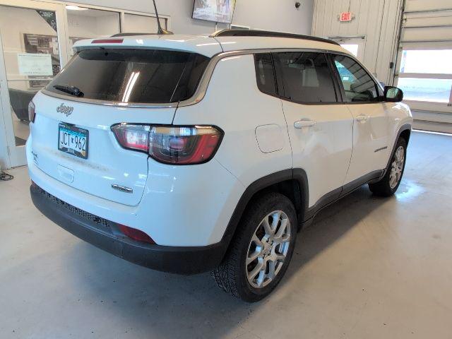 2022 Jeep Compass Latitude Lux 4x4