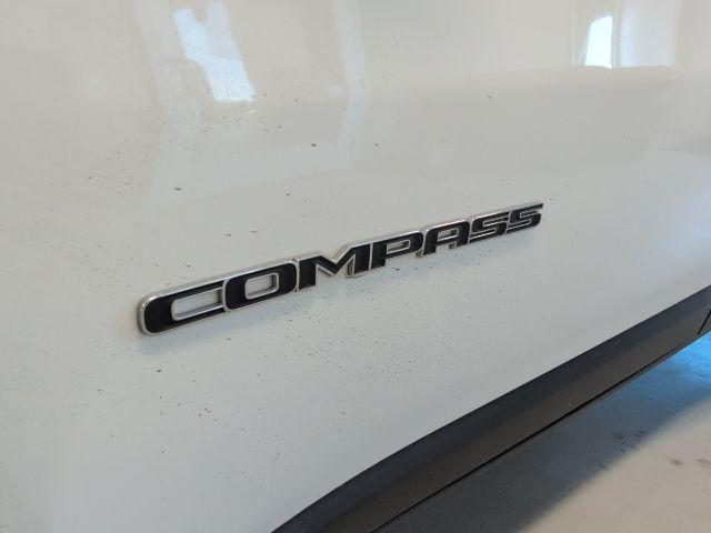 2022 Jeep Compass Latitude Lux 4x4