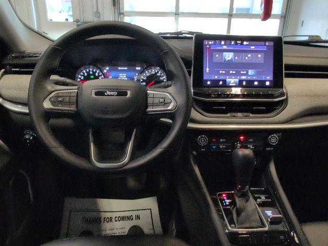 2022 Jeep Compass Latitude Lux 4x4