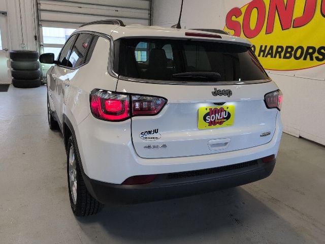 2022 Jeep Compass Latitude Lux 4x4