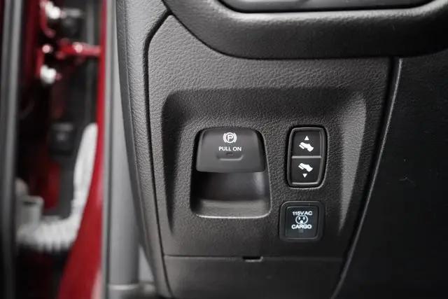 2025 Ram 1500 Big Horn Crew Cab 4x4 57 Box