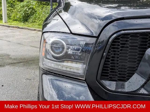 2017 Ram 1500 Night Crew Cab 4x4 57 Box