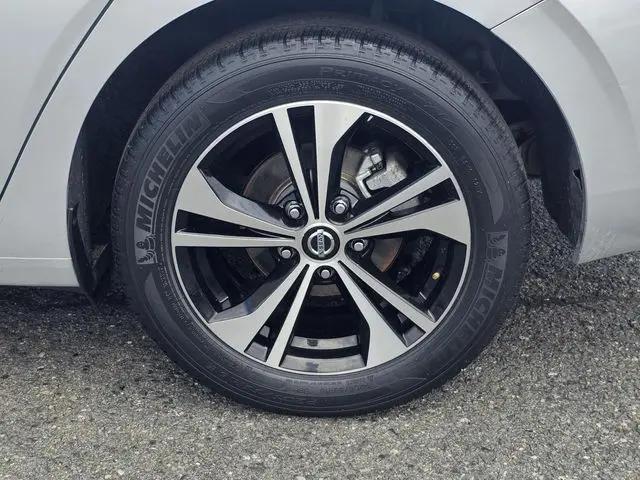 2023 Nissan Sentra SV Xtronic CVT