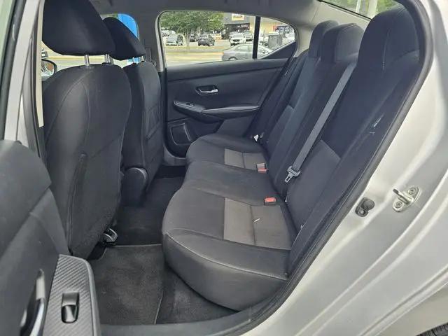 2023 Nissan Sentra SV Xtronic CVT
