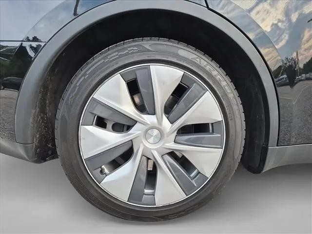 2024 Tesla Model Y Long Range Dual Motor All-Wheel Drive