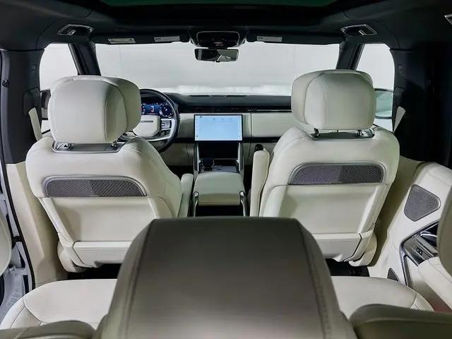 2025 Land Rover Range Rover P530 Autobiography