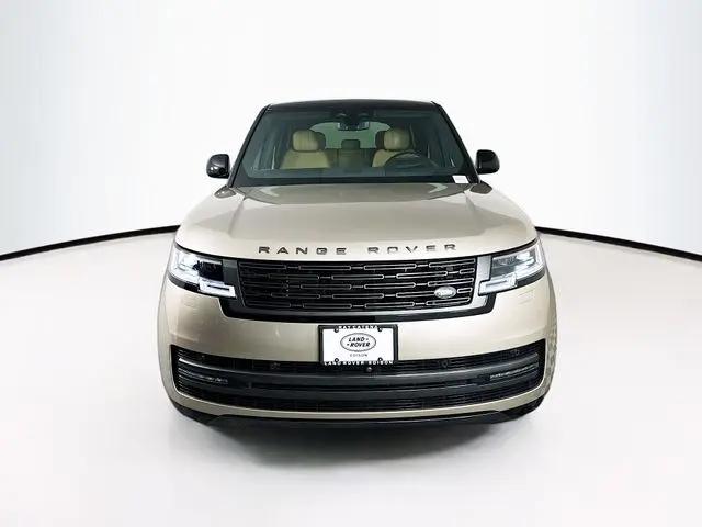 2024 Land Rover Range Rover P530 SE