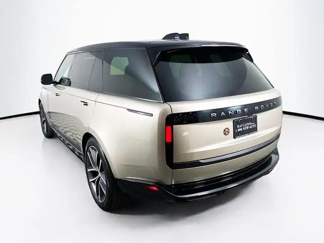 2024 Land Rover Range Rover P530 SE