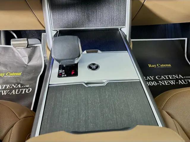 2024 Land Rover Range Rover P530 SE