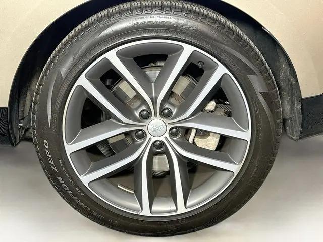 2024 Land Rover Range Rover P530 SE